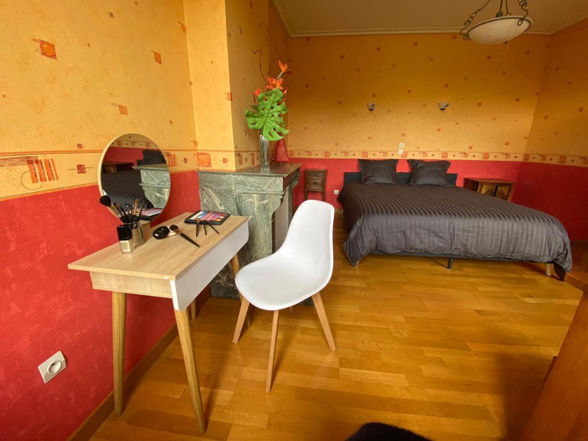 Chambre Hote Villa Sainte Barbe Mirecourt Bagian luar foto